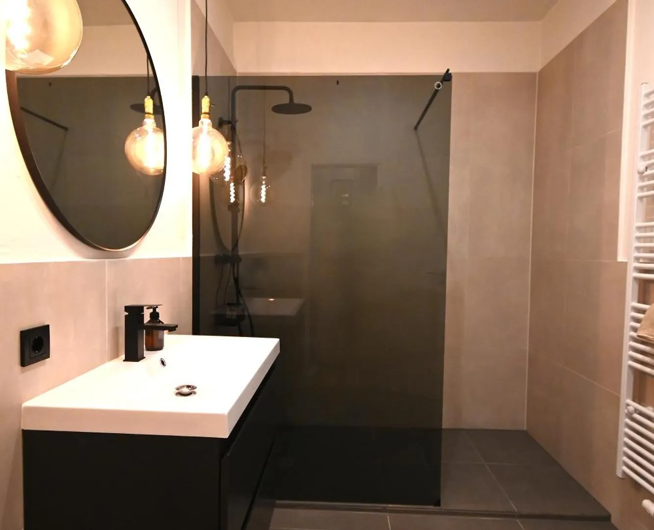 아파트 Stilvolle Wohnung In Wilmersdorf 베를린